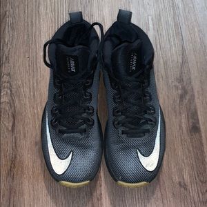 COPY - Nike Air Max Infuriate size 8.5